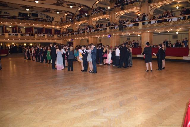 Maturitní ples v Lucerně